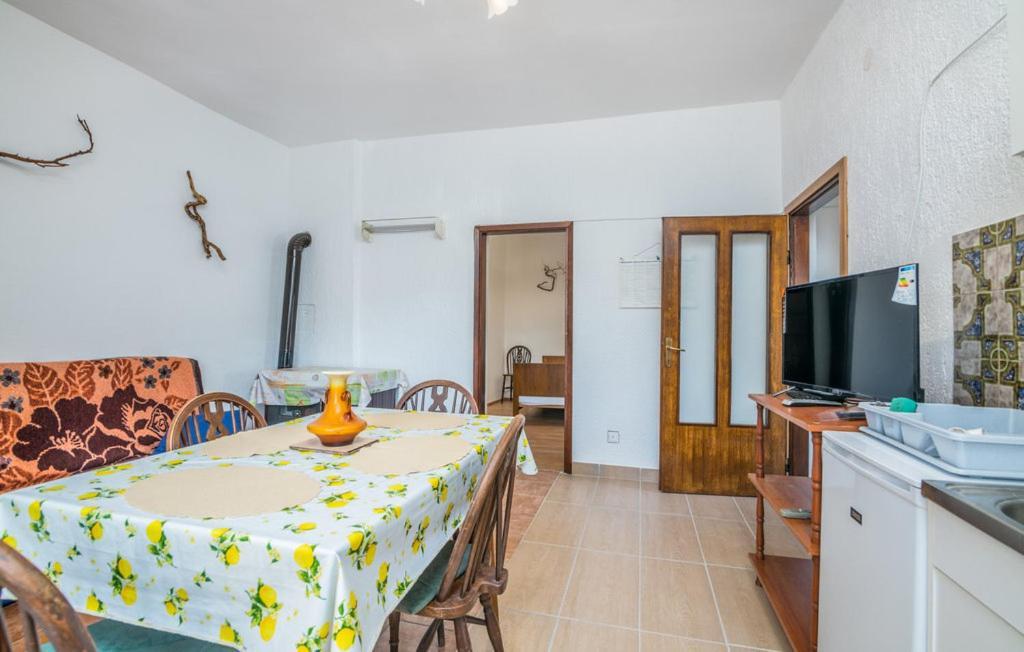 Apartmani Mile Krk Town Exterior foto